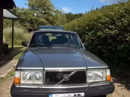 Volvo 245 