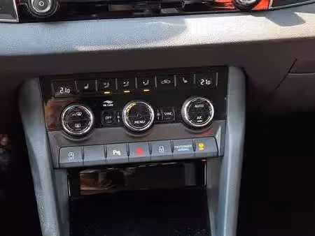Škoda Karoq 1.0 TSI 116 Ambition