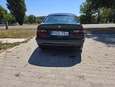 BMW Série 3 330d 3.0 183