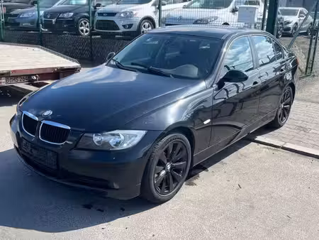 BMW Série 3 320i 2.0 150