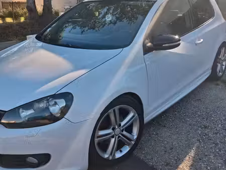 Volkswagen Golf 2.0 TDI 140