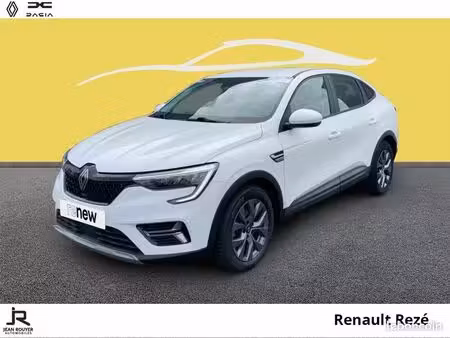 Renault Arkana E-Tech 1.6 145 Evolution