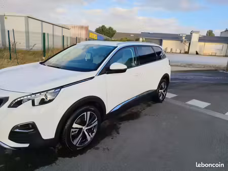Peugeot 5008 1.5 HDi 130