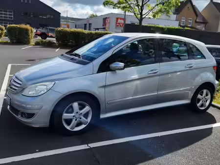 Mercedes-Benz Classe B B 200
