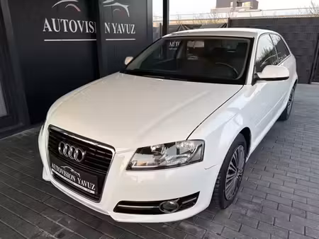 Audi A3 1.6 102 Attraction