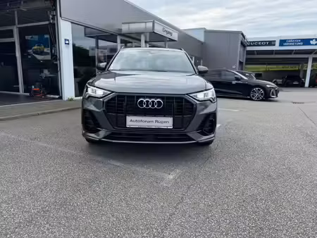 Audi Q3 35 TDI 2.0 TDI 150 S line
