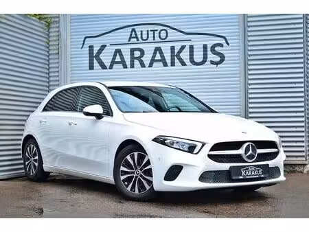 Mercedes-Benz Classe A A 180 1.3 136
