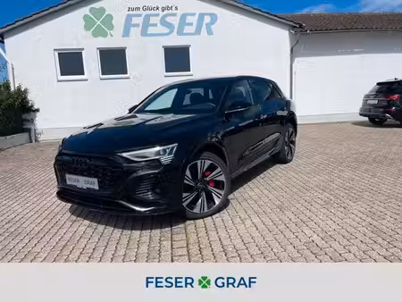 Audi Q8 50 340 S line quattro