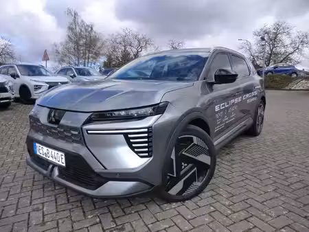 Mitsubishi Eclipse Cross 218 Invite