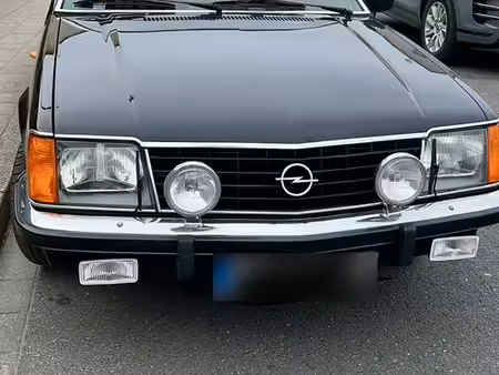 Opel Monza 