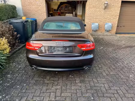 Audi A5 V6 2.7 TDI 190
