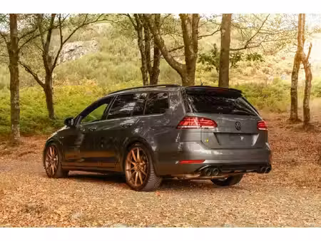 Volkswagen Golf R 2.0 TSI 310 4Motion