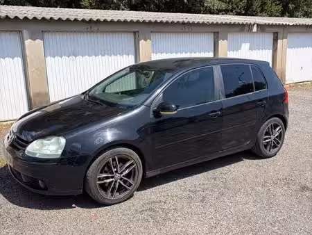 Volkswagen Golf 1.6 102