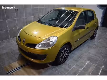 Renault Clio 1.2 75