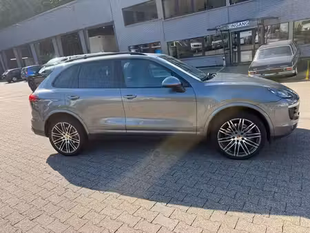 Porsche Cayenne S V8 4.2 385 4x4