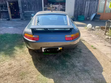 Porsche 928 S4 V8 5.0 320