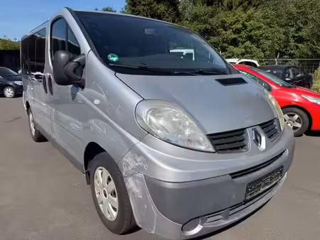 Renault Trafic 2.0 dCi 90
