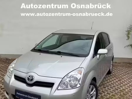 Toyota Corolla 2.2 136 Executive