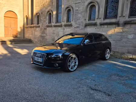 Audi A4 S4 V6 3.0 TFSI 333 quattro