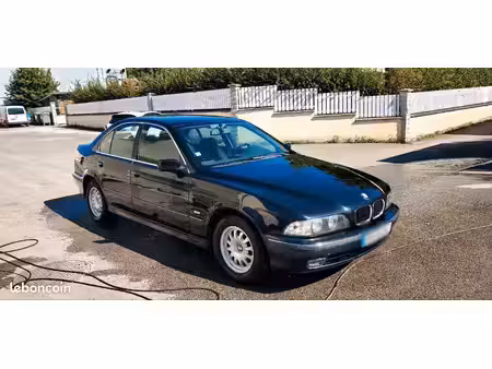 BMW Série 5 520i 150