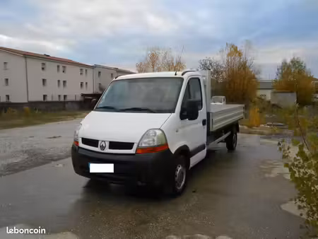 Renault Master 2.5 dCi 100