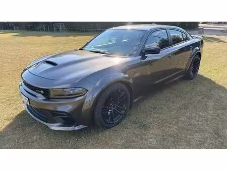 Dodge Charger V8 6.4 Scat Pack