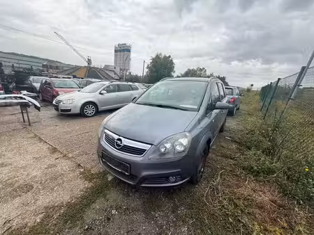 Opel Zafira 1.8 140