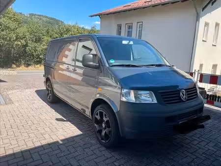 Volkswagen Transporter T5 2.5 TDI 130