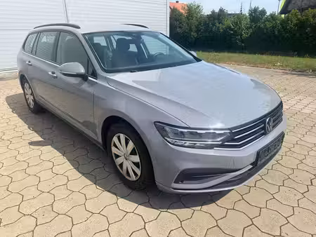 Volkswagen Passat 2.0 TDI 122 Base