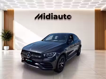 Mercedes-Benz Classe E E 300 2.0 211 AMG Line 4Matic
