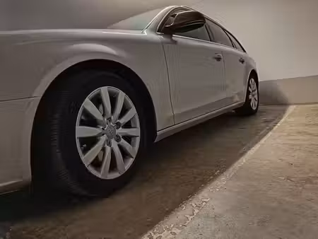 Audi A4 2.0 TDI 143 Attraction