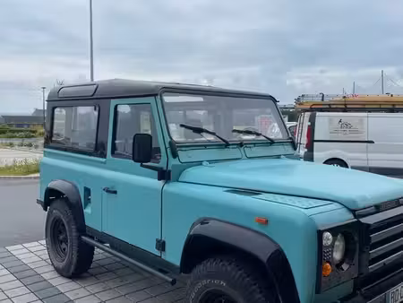 Land Rover Defender 2.5 122 4x4