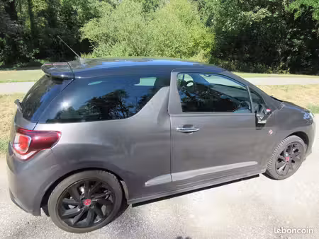 DS 3 1.2 110 Performance Line