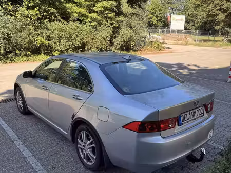 Honda Accord 2.3 158