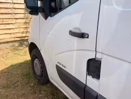 Renault Master 2.3 dCi 125