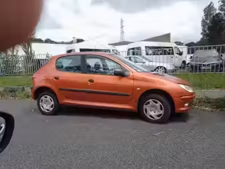 Peugeot 206 1.4 75 XT