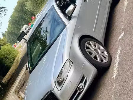 Audi A4 V6 3.0 TDI 233 quattro