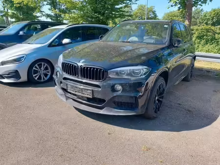 BMW X5 M50d 3.0 381