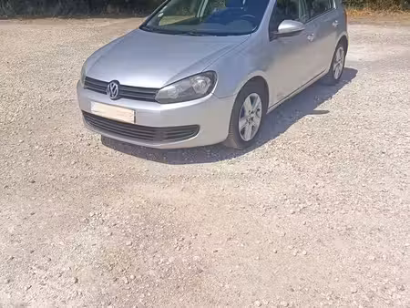 Volkswagen Golf 1.6 TDI 105
