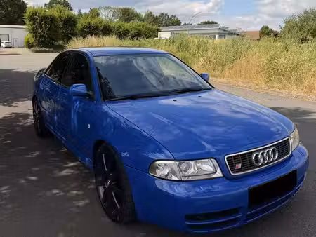 Audi A4 S4 V6 2.7 T 265 quattro