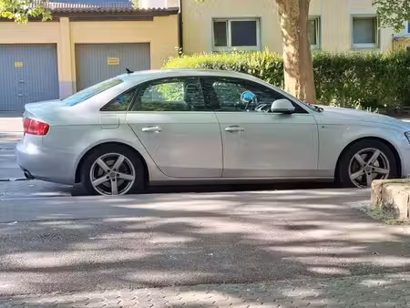 Audi A4 V6 2.7 TDI 190 Attraction