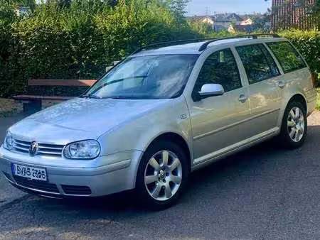 Volkswagen Golf 1.6 75