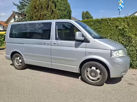 Volkswagen Transporter T5 2.5 TDI 174 Highline