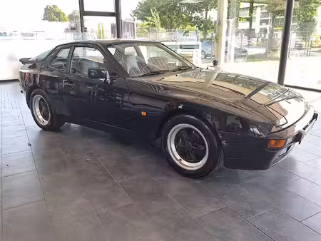 Porsche 944 2.5 163