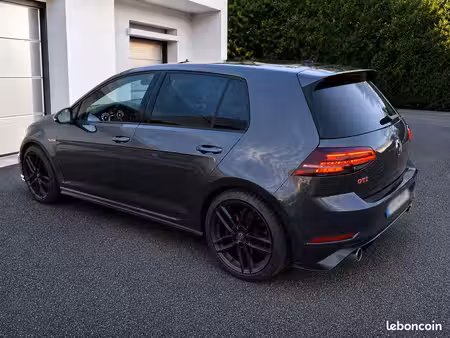 Volkswagen Golf GTI 2.0 245 Performance