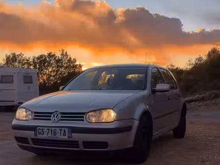 Volkswagen Golf 1.4 75