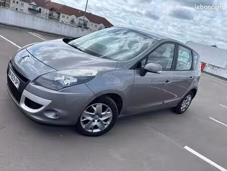 Renault Scénic 1.6 110 Expression