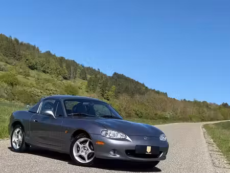 Mazda MX5 1.6 110