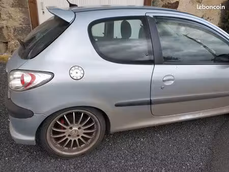 Peugeot 206 CC 2.0 138