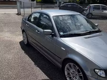 BMW Série 3 330d 3.0 204